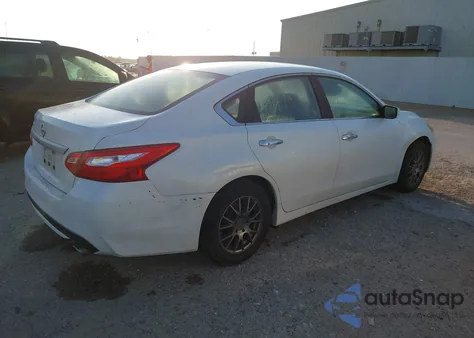 2016 Nissan Altima 2.5/2.5 S/2.5 Sl/2.5 Sr/2.5 Sv из США, поврежденный, VIN 1N4AL3AP0GC194066
